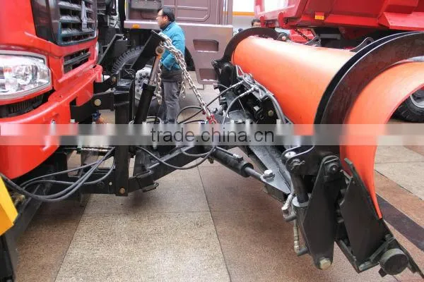 2014 New Sinotruk Howo Snow Sweeper 336HP for Sale photo-2