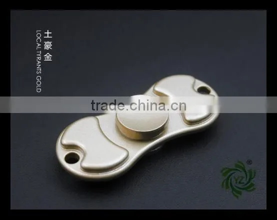 Wholesale EDC Finger Toy Anti Stress Tri Hand Fidget Popular EDC Brass Spinner Toys photo-3