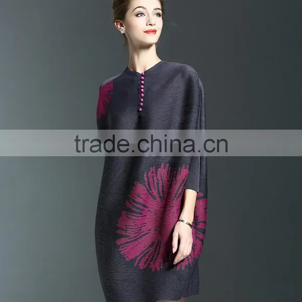 Creative Design Ladies Big Size Batwing Sleeve Pleated Dress With Buttons photo-3