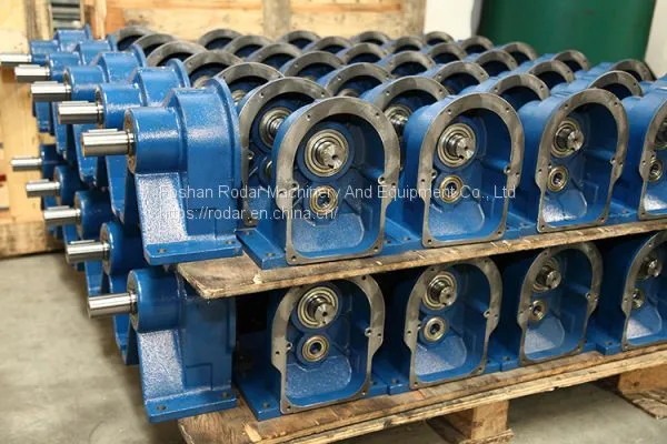 High Performance and Effifiency Helical Gear Unit Speed Reducer photo-3
