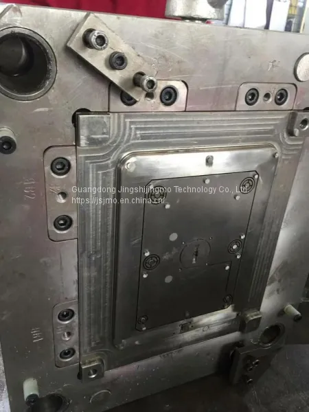 Latest Design Molding Plastic Injection Mould/plastic Mold/plastic Injection Manufacturers Custom Service photo-5