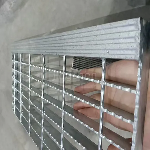 Factory Direct Sales of Electro-forged Steel Grating or Highway Steel Grating for Sidewalks; Standard Quality, Affordable Prices.