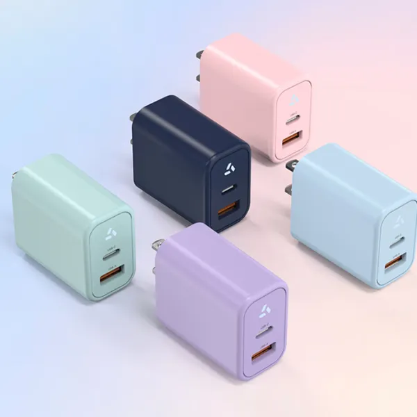 QC3.0 Fast Charging Adapter PD30W USB-C USB-A GaN PD Fast Charger PD 3.0 GaN Charger Compact Wall Adapter for IPhone Samsung and IPad