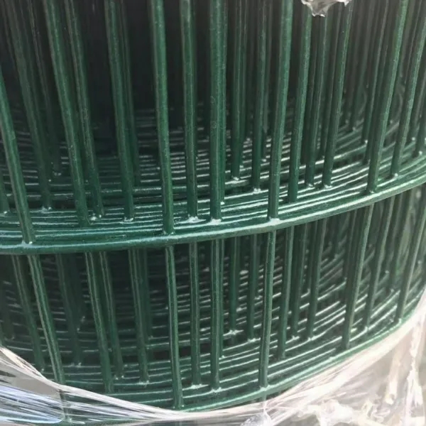 Heavy Duty Galvanized Welded Mesh 3.0mm Wire 100x100mm Mesh 2m x 3m Panel Resistance Welded photo-3