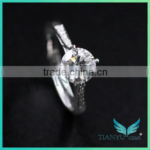 Moissanite Grades Online Shop Unique 4.5mm Super White Moissanite Engagement Rings photo-5