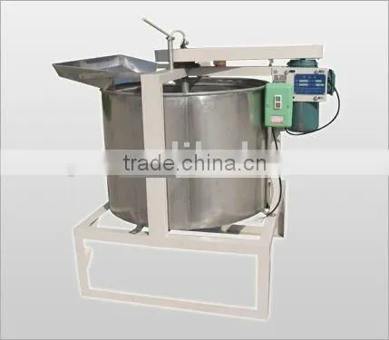 Deoiling Machine (capacity:450kg/h)