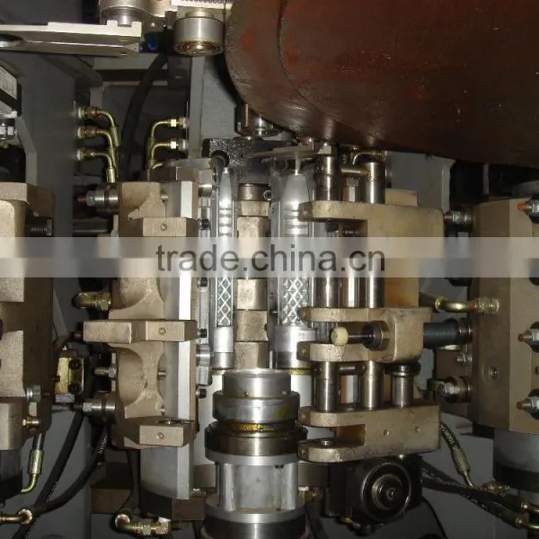Fully Automatic Pet Bottle Blowing Machine Rotary Type photo-5
