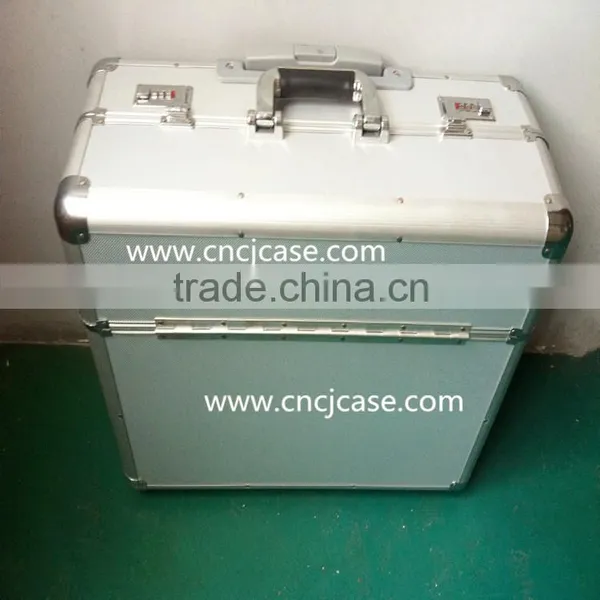 Sliver Eassy Carrying Aluminum Trolley Travel Case photo-2