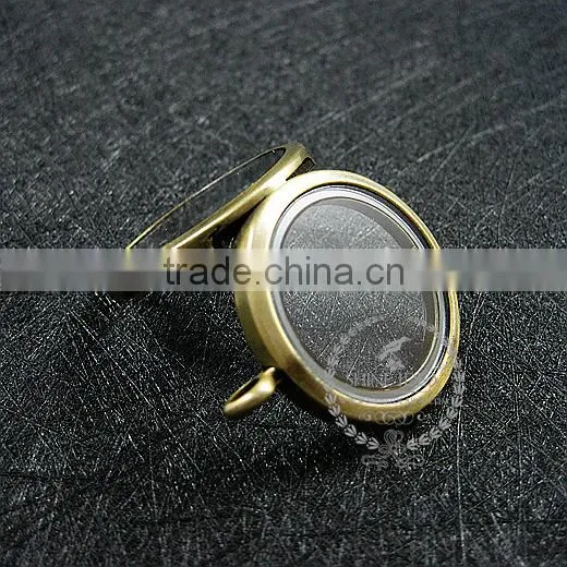 30mm Bronze Vintage Style Alloy Round Photo Locket Vintage Style Fold Photo Locket Pendant Charm 1111049 photo-3