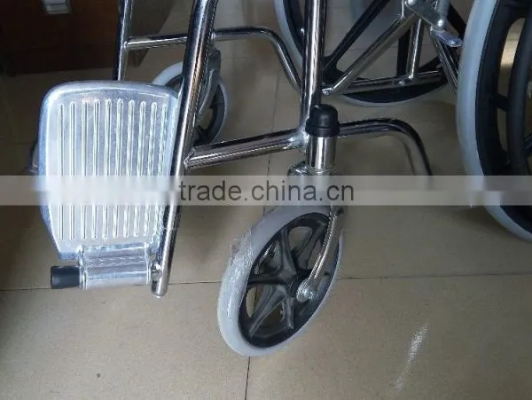 TOPMEDI Steel Portable Medical Foldable Manual Cheap Wheelchairs Price photo-3