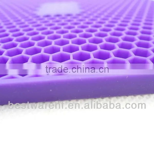 Honeycomb Shape Soft FDA Silicone Cup Mat Hot Pot Pan Mat photo-2