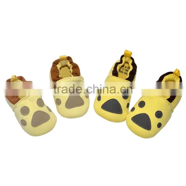 Cute Dog Footprint Embroidered Baby Shoes photo-5