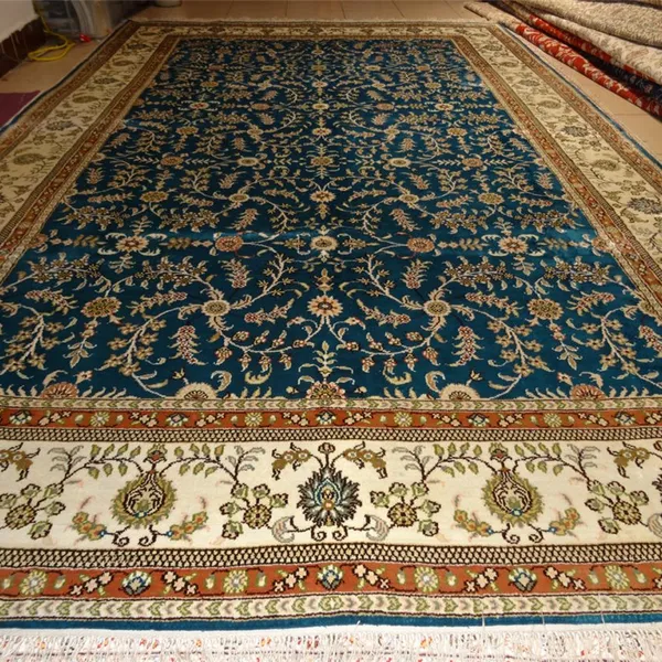 6x9ft Handmade Silk Persian Carpet for Home Decoration