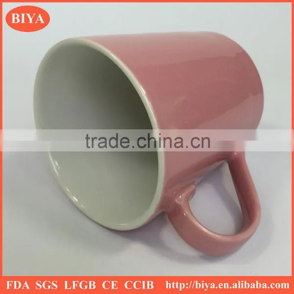 Ceramic Coffee Mug With Big Handle for Promotion With Custom Design ,shinny Pink and White photo-3