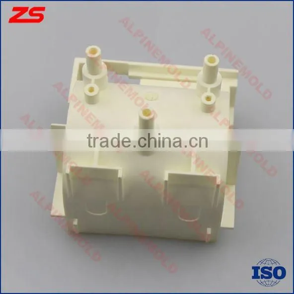 2016 Best Selling 24 Cavities Plastic Injection Mould for Pet Preform photo-5