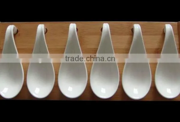 HM0007-4807 Durable Porcelain Snack Spoon and Wood Tray