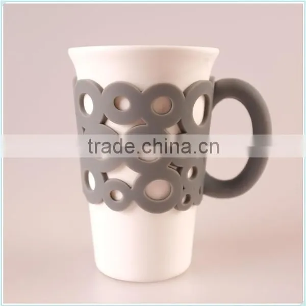 Ceramic Coffee Mug With Unique Handle in Silicone photo-2