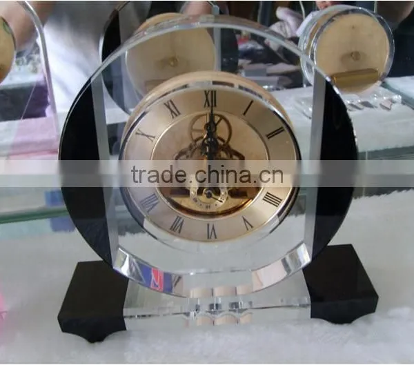 Fabulous and Transparent Crystal Clock photo-2