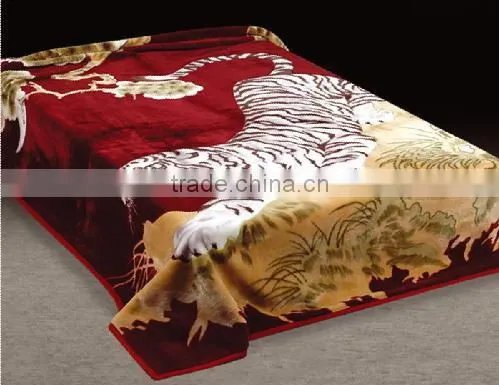 China Suppliers Quilt Blankets Rebel Wholesale 100% Polyester Knitted Cuddly Tiger Print Fleece Blanket photo-2