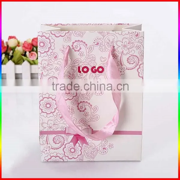 High Quality Garment Paper Bag With Pink Printing photo-3