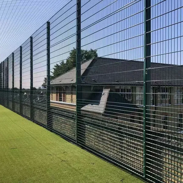 Double Wire Mesh Fence avec bords renforcés pour l'intégrité structurelle