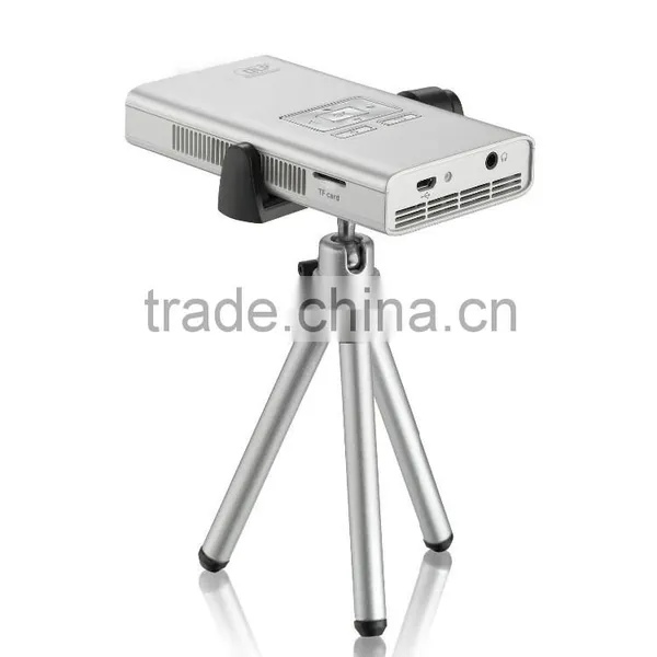 2015 Mini Portable High Tech Mini Projector for Iphone photo-3