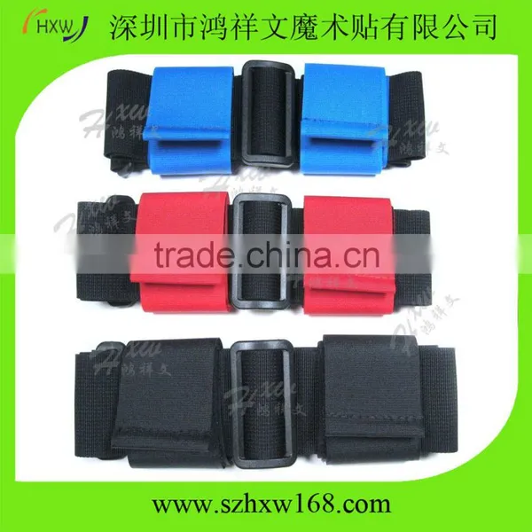 Adjustable Ski Pole Shoulder Hand Carrier Ski Hook and Loop Carrier