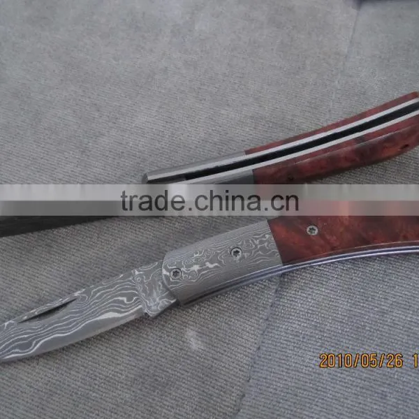 2015 New Design Luxury Unique Damascus Pattern Spring Assisted Tactical Folding Pocket Knife photo-4