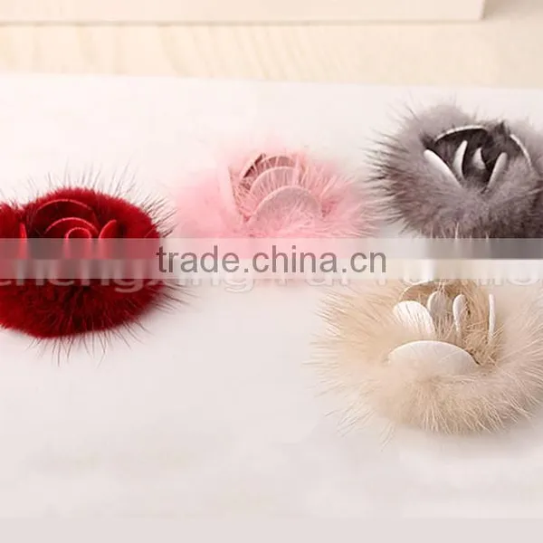 CX-A-25F Wholesale Fashion Ladies Genuine Mink Fur Brooches photo-2