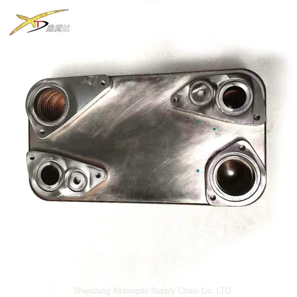 Auto Parts Oil Cooler Heat Exchanger for Volvo Trucks 22439157 20716162