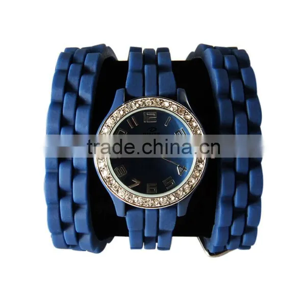Guang Zhou YB Lady Watch Silicone Band Alloy Case Wholesale Watches photo-6