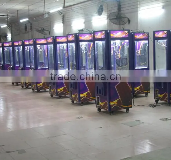 Coin Operated Chocolate Crane Machine 2015new Model Crane Claw Machine for Sale Upright Arcade Game Machine photo-3