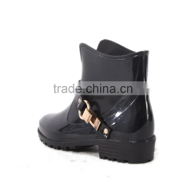 High Quality Cheap PVC Ankle Boots, Garen PVC Rain Boots for Women photo-2