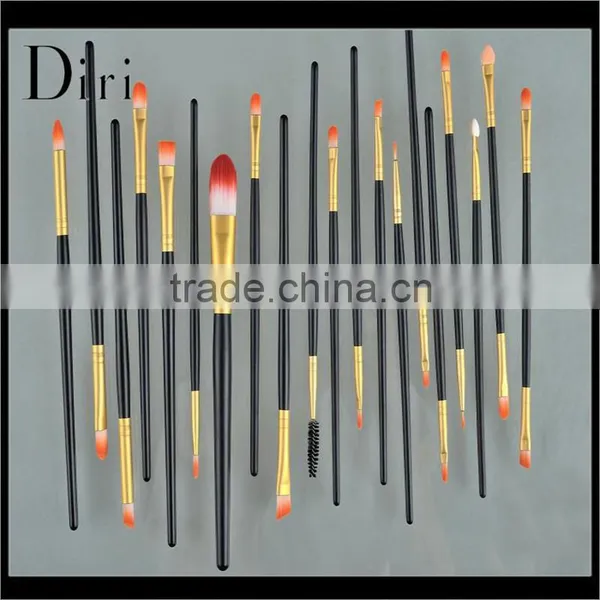 A Set of Multi-functional Beauty Equipment Brush photo-4