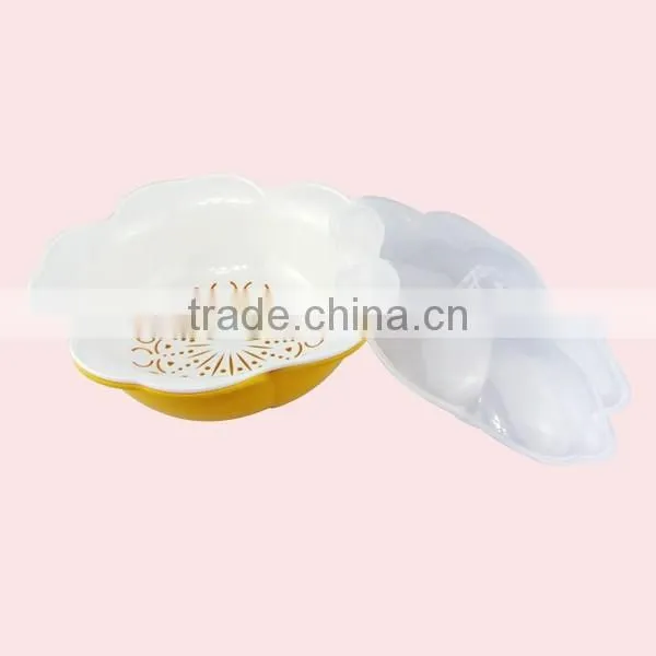 Two Layers Plastic Plum Blossom Shape Kitchen Sieve photo-3
