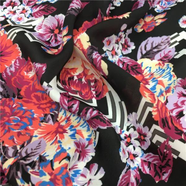 China Wholesale New Fashion Custom Digital Printed Bulk Polyester Fabric For Dress photo-3