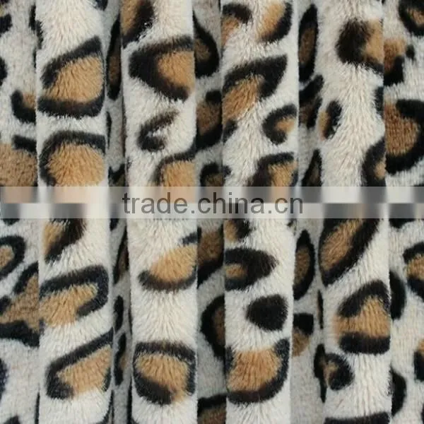 Discount Polyester Plush Faux Fur Fabric photo-3