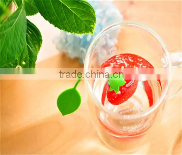Reuseable Foof Safe Silicone Red Strawberry Shape Tea Leaf Bag Holder Punch Filter Tea Infuser photo-3
