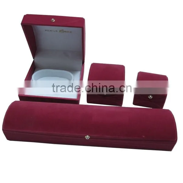 Plastic Gift Box for Rings, Necklace, Bracelets photo-3