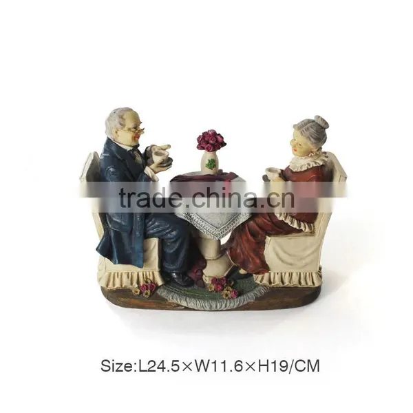 Artificial Souvenir Family Couple Sculpture photo-2