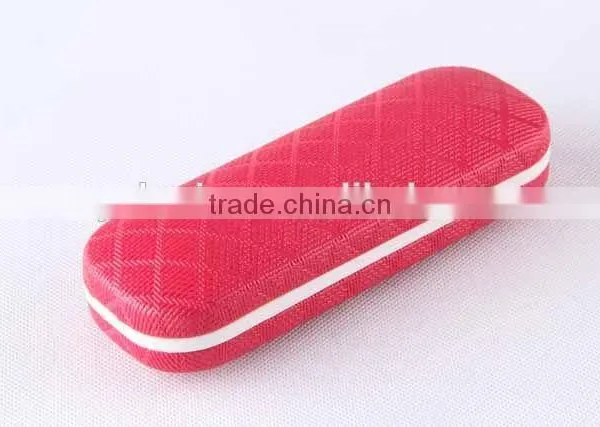 Diamond Design PU Cover Glasses Box With Magnet/glasses Case photo-2