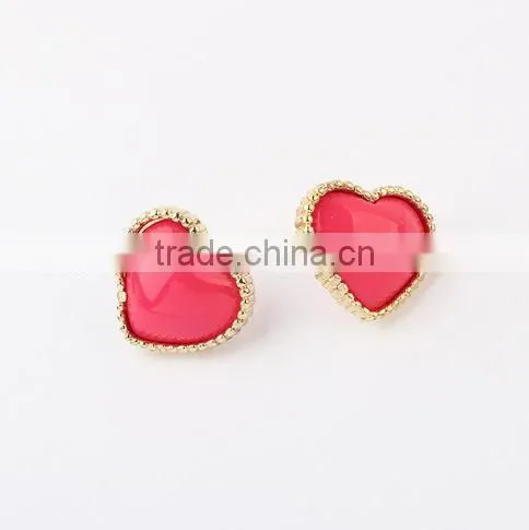Fashion Sweet Peach Heart Lady Stud Earrings photo-2