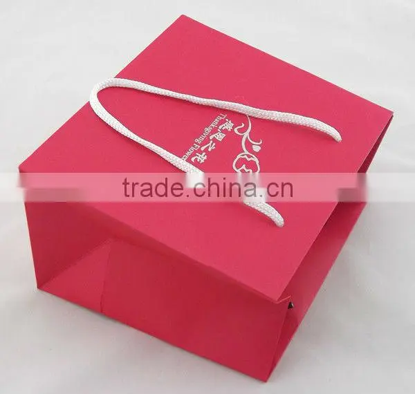 New Design Luxury Recycle Paper Bag Price,paper Gift Bag Manufacturer photo-4