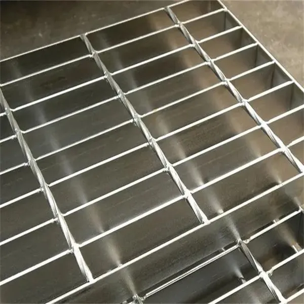 Factory Direct Supply Hot Dip Galvanized Steel Grating Heavy Duty Welded Metal Bar Grating for Industrial Floor and Trench photo-2