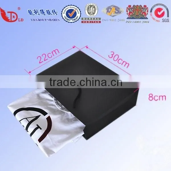 Delicated Black Hand Gift Bag,customized Paper Packing Clothes Gift Bag for Shipping photo-3