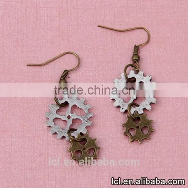 Cheap Fashion Imitation Jewelry Steampunk Clock Imitation Gold Earrings Party Dress New Made in China Yiwu photo-4
