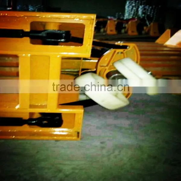 2 Ton Hydraulic Hand Pallet Truck photo-3