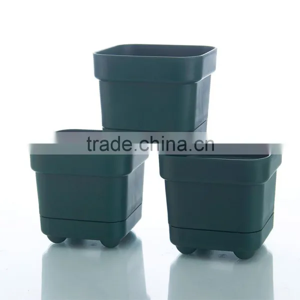 Resin Four Foot Flower Pot photo-2