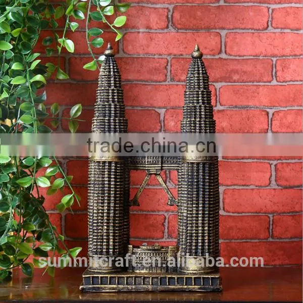 Resin Gold and Silver Souvenir Petronas Twin Towers photo-2