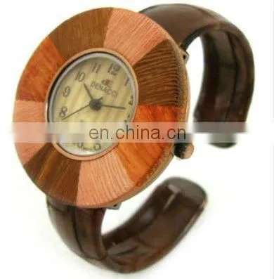 2012 Hot Sell Wooden Meterial Bangle Watch